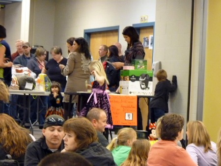 2012-03 Conestoga_Basket_Auction_3