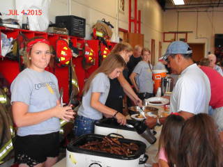 2015-07-04 MVFD_pancakes_3
