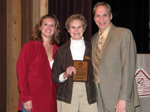 2011_Lofte_Volunteers_Ann_Pope_Jean__Kevin_Colbert