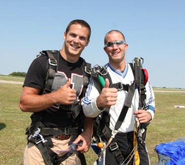 2014-07-20 Nate_and_Tom_safe_on_ground